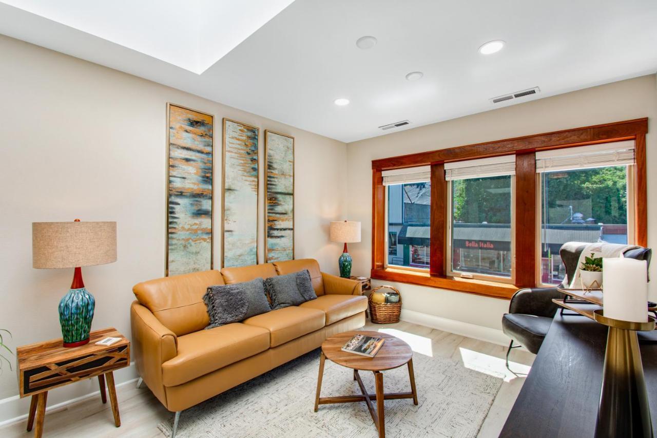 Port Angeles City View Loft ภายนอก รูปภาพ